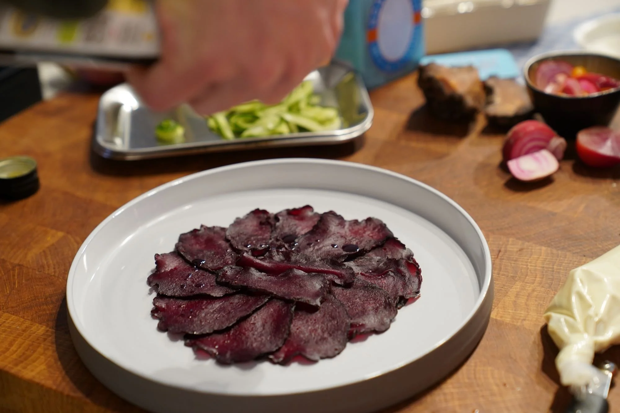 Verrano Rote Beete Carpaccio, Kürbiskernöl, Creme Fraiche, Boretsch – 4
