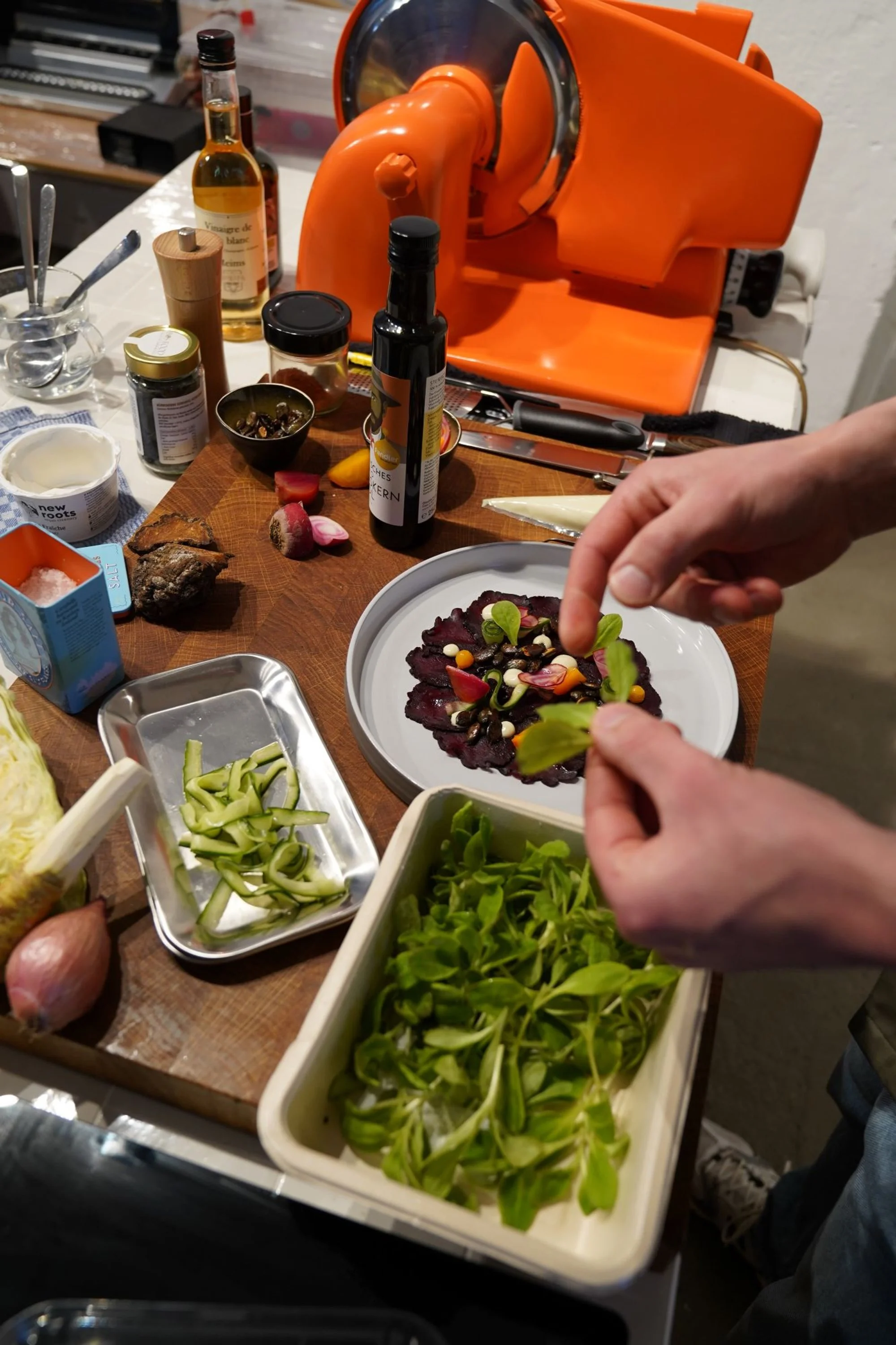 Verrano Rote Beete Carpaccio, Kürbiskernöl, Creme Fraiche, Boretsch – 5