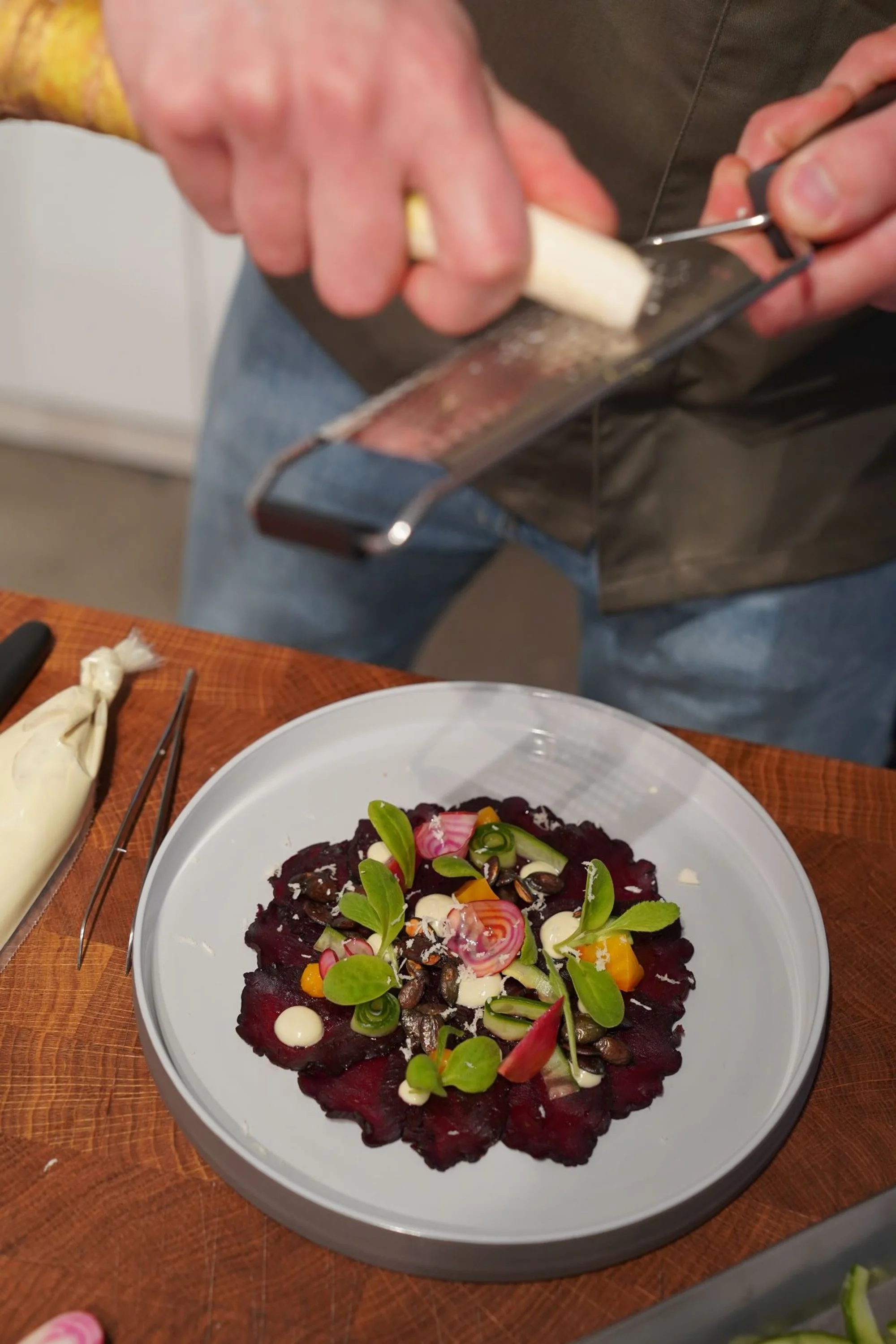 Verrano Rote Beete Carpaccio, Kürbiskernöl, Creme Fraiche, Boretsch – 6