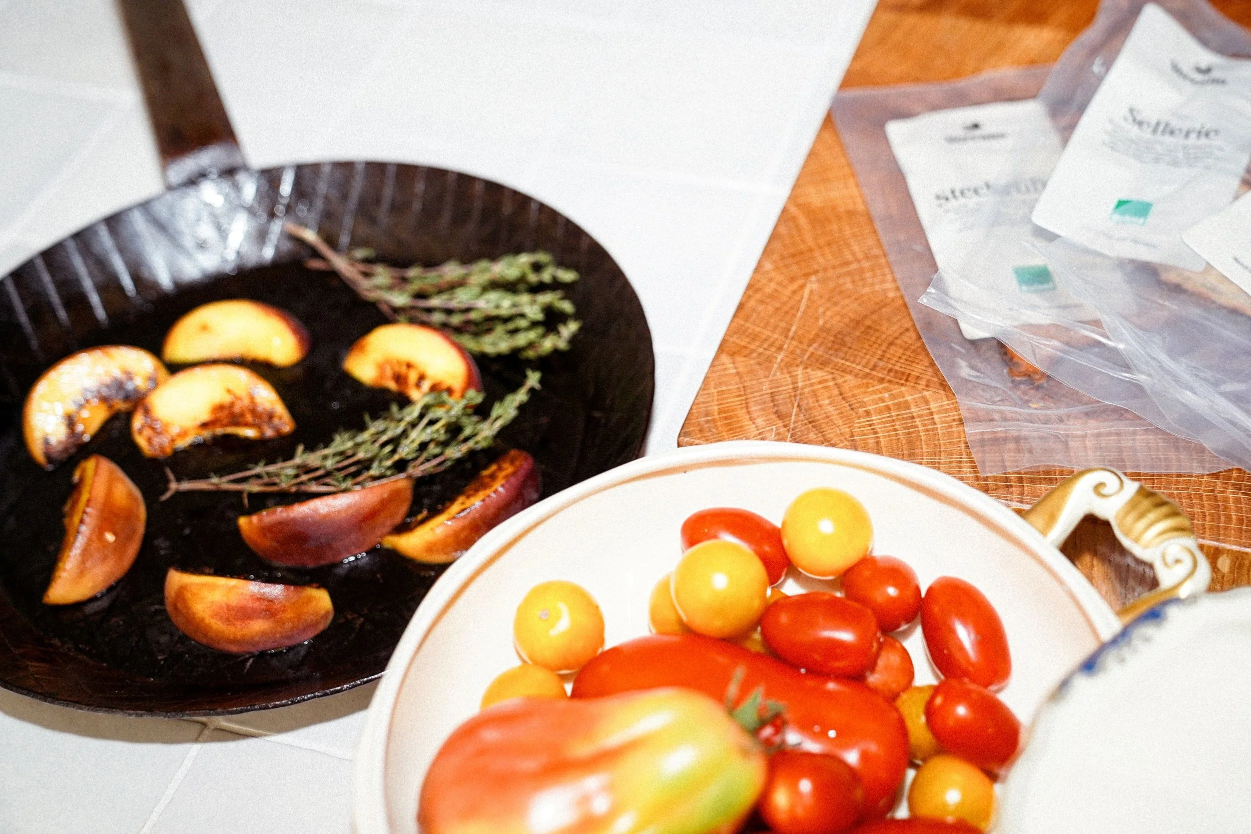 Tomaten-Salat mit Pfirsich und Sellerie Verrano – 2